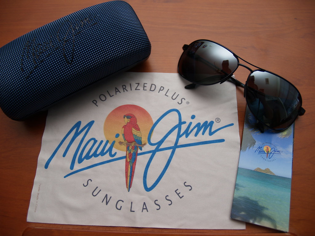 Maui Jim Sunglasses store RI